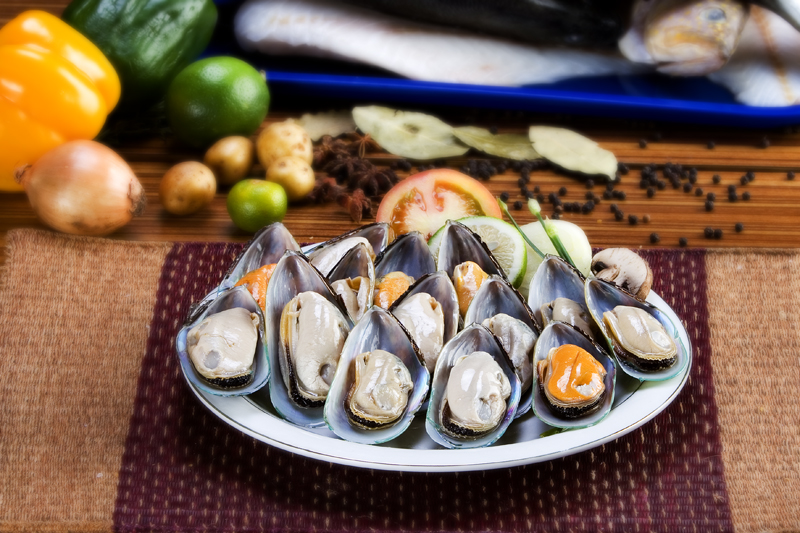 New Zealand Mussels halfshell